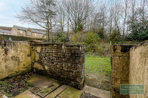 Photo 14- click for photo gallery